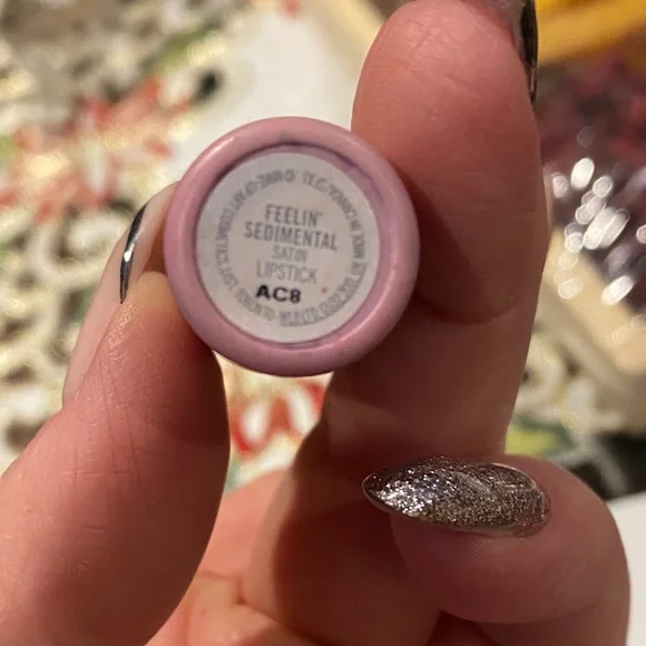 Mac Feelin Sedimental satin lipstick limited edition - Picture 4 of 5